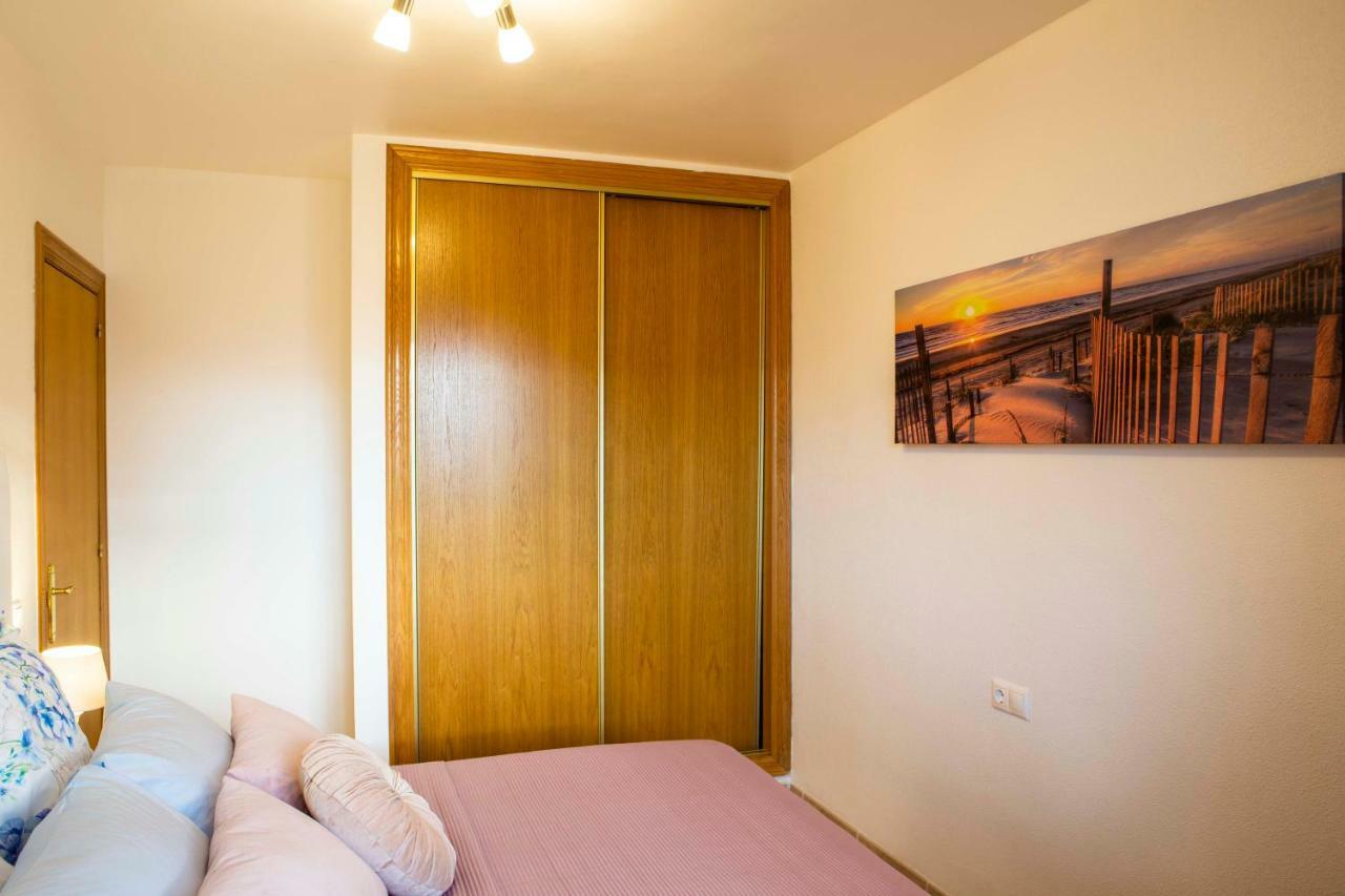 Apartment Las Sirenas, Wifi 100 Mb, Sea View Roquetas de Mar Dış mekan fotoğraf